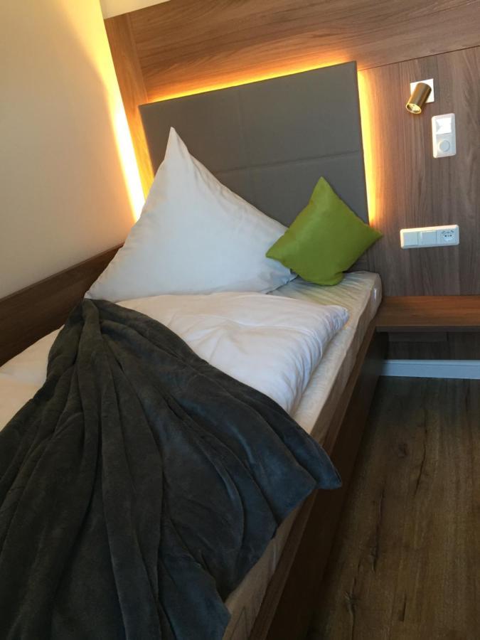 Landgasthof-Hotel Zur Linde Großenlüder Εξωτερικό φωτογραφία